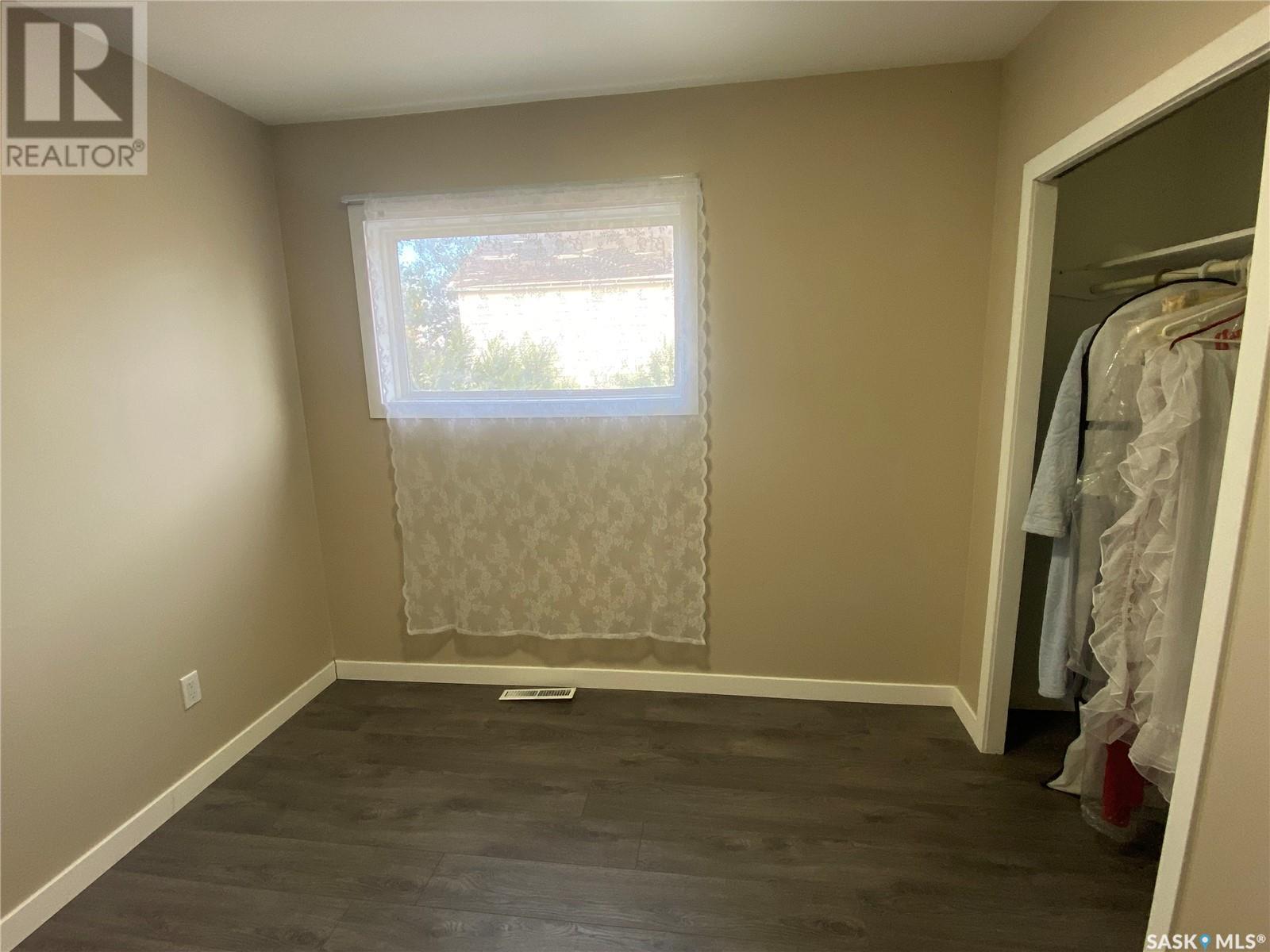 












203 1st AVENUE E

,
Kindersley,




Saskatchewan
S0L1S0

