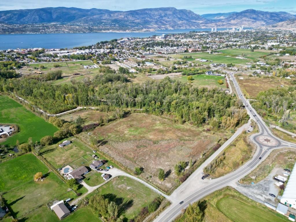 









3850


Swamp

Road,
Kelowna,







BC
V1W 4M9

