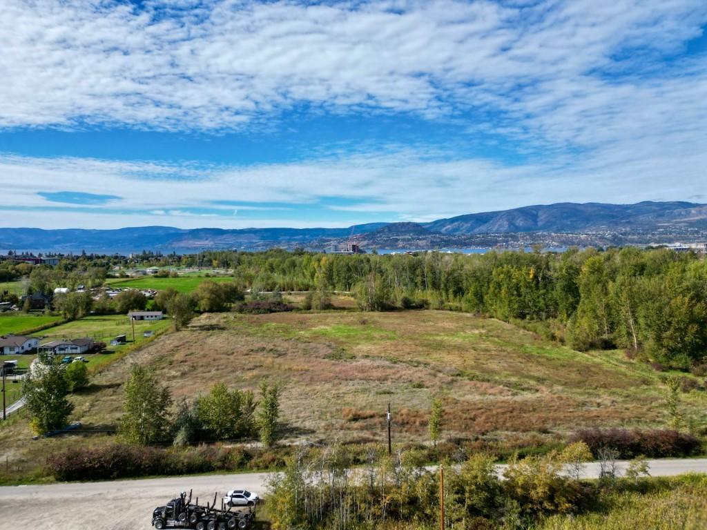 









3850


Swamp

Road,
Kelowna,







BC
V1W 4M9

