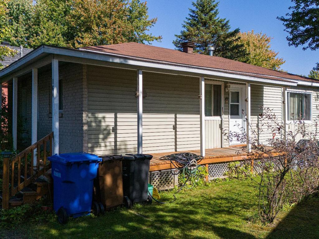









164


73e Avenue

,
Saint-Zotique,




QC
J0P1Z0

