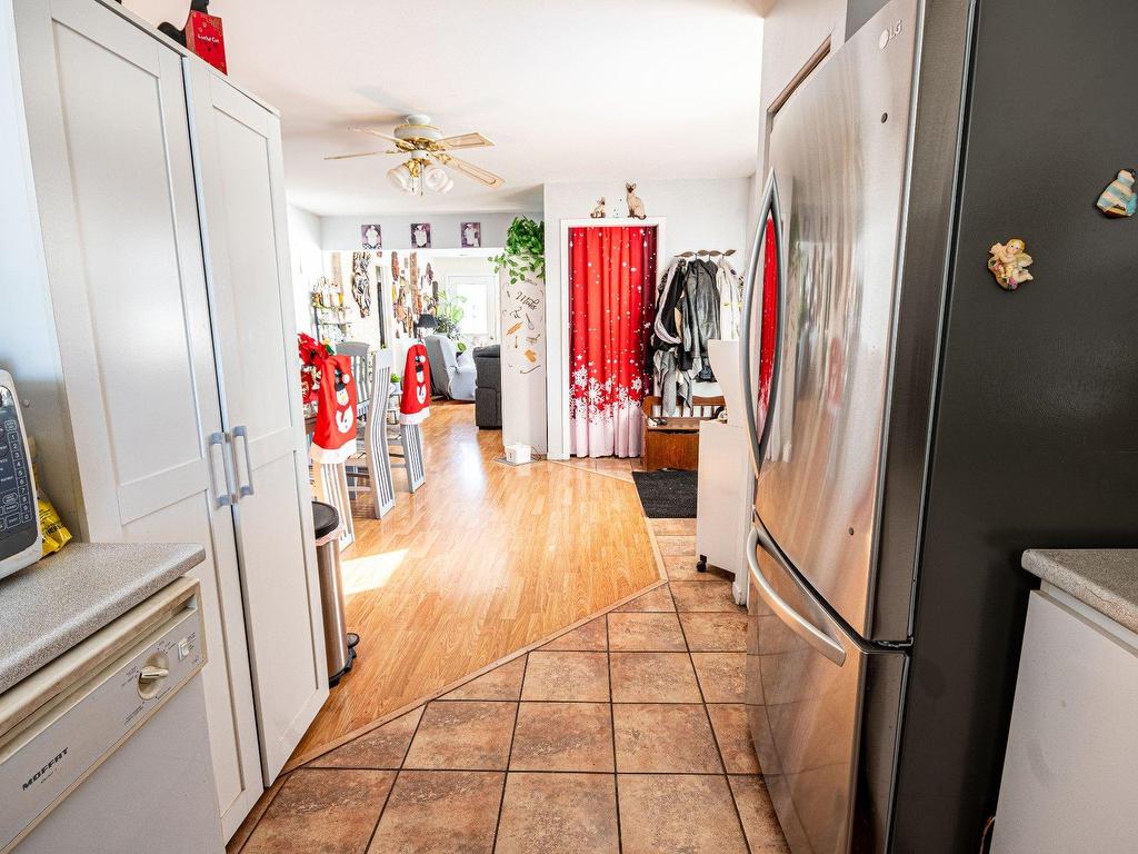 









164


73e Avenue

,
Saint-Zotique,




QC
J0P1Z0

