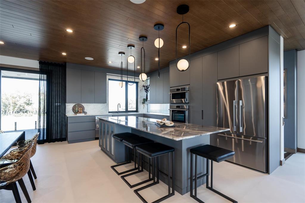 












2 Woodland Lane

,
Headingley,




Manitoba
R4H0G3

