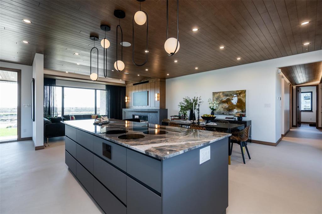 












2 Woodland Lane

,
Headingley,




Manitoba
R4H0G3

