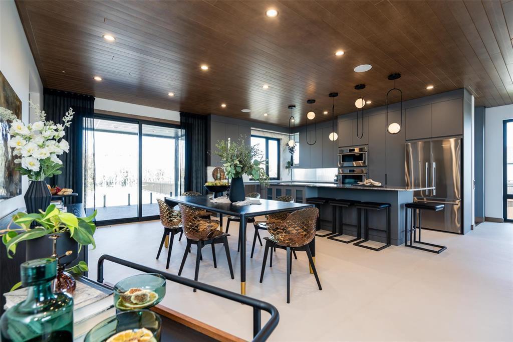 












2 Woodland Lane

,
Headingley,




Manitoba
R4H0G3


