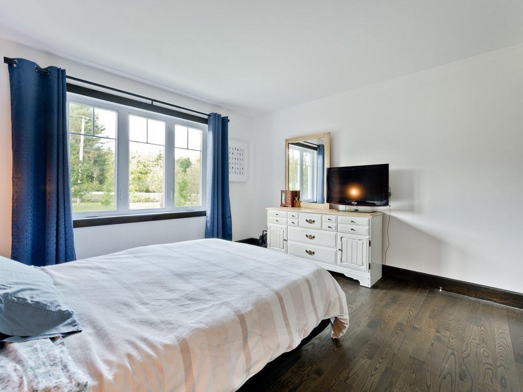 









238


Rue Principale

,
Saint-François-Xavier-de-Brompton,




QC
J0B2V0

