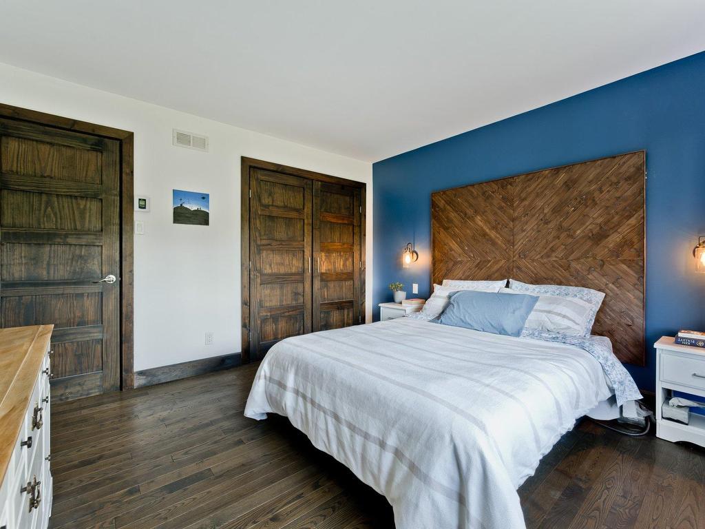 









238


Rue Principale

,
Saint-François-Xavier-de-Brompton,




QC
J0B2V0

