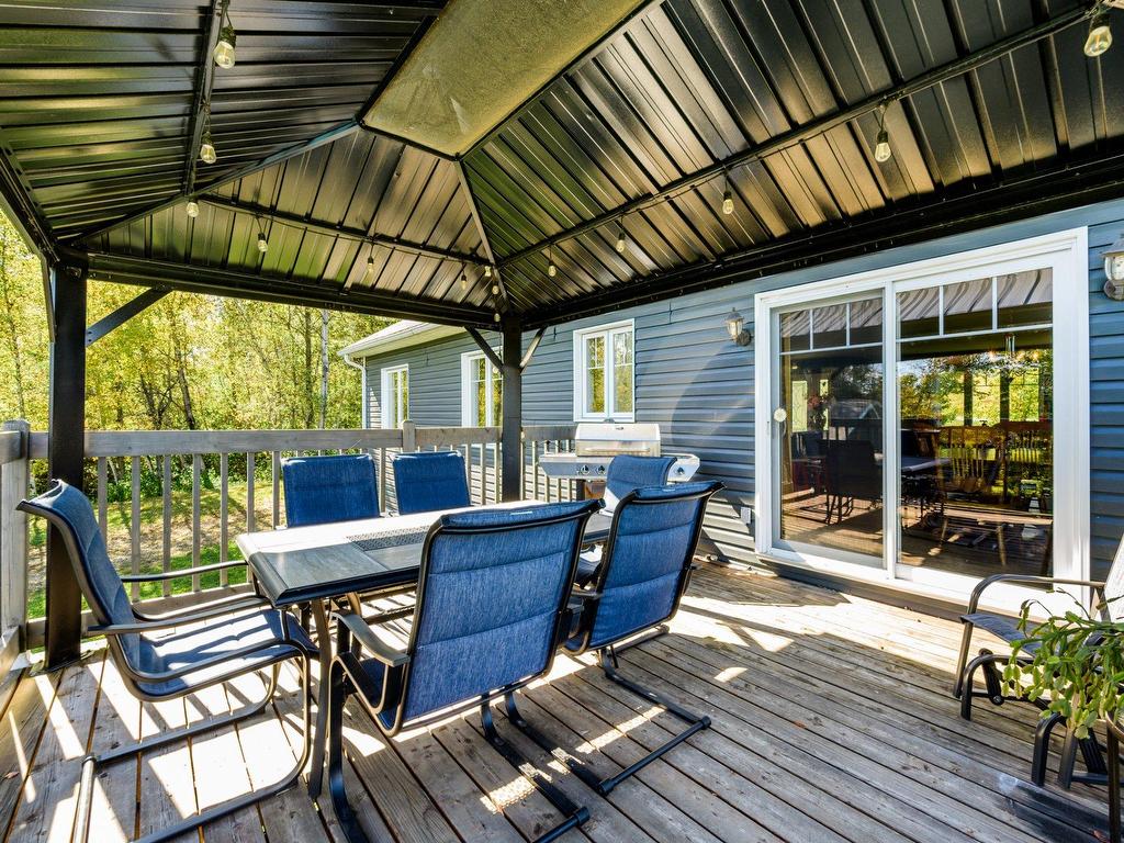 









238


Rue Principale

,
Saint-François-Xavier-de-Brompton,




QC
J0B2V0

