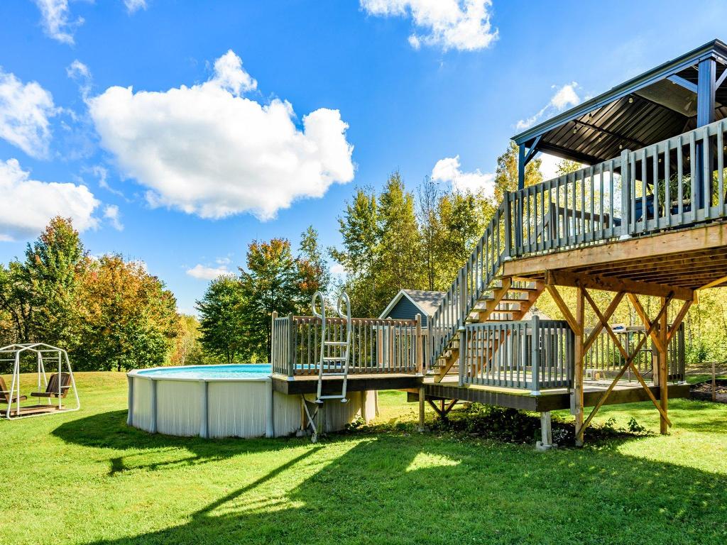 









238


Rue Principale

,
Saint-François-Xavier-de-Brompton,




QC
J0B2V0

