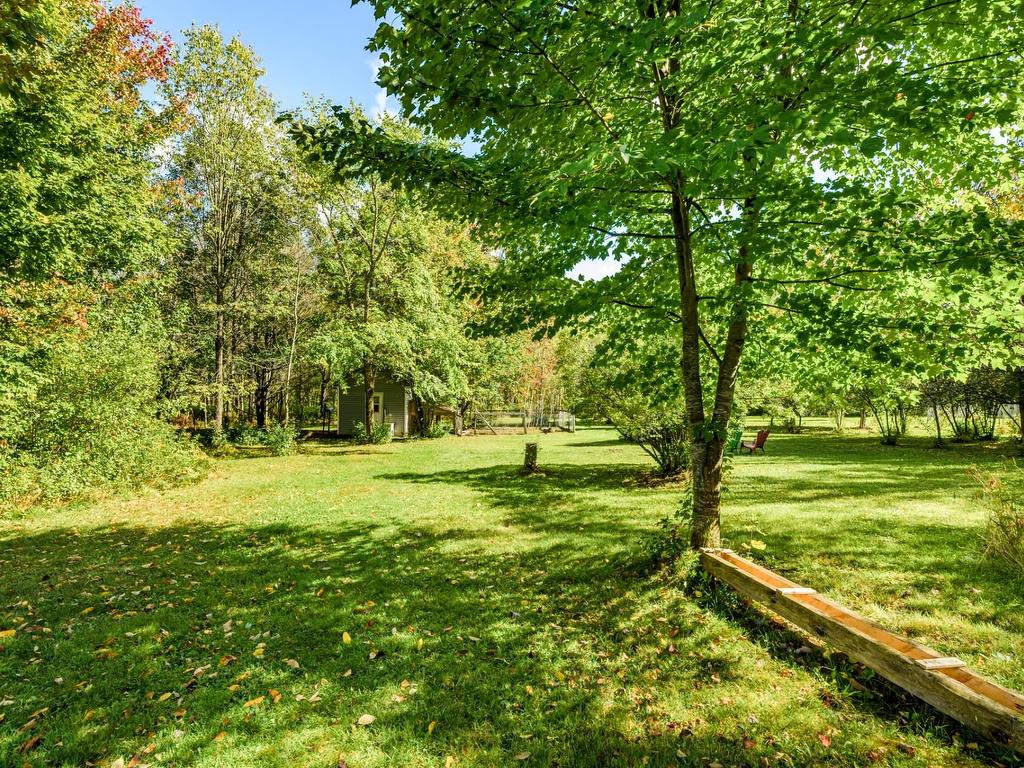 









238


Rue Principale

,
Saint-François-Xavier-de-Brompton,




QC
J0B2V0

