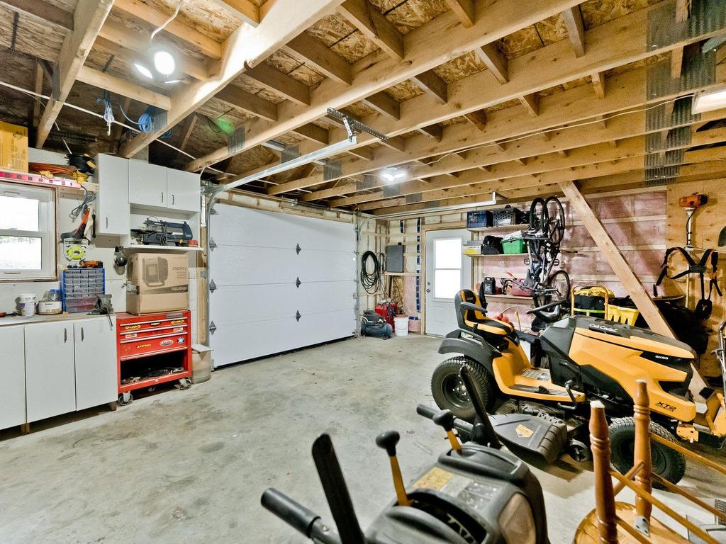 









238


Rue Principale

,
Saint-François-Xavier-de-Brompton,




QC
J0B2V0


