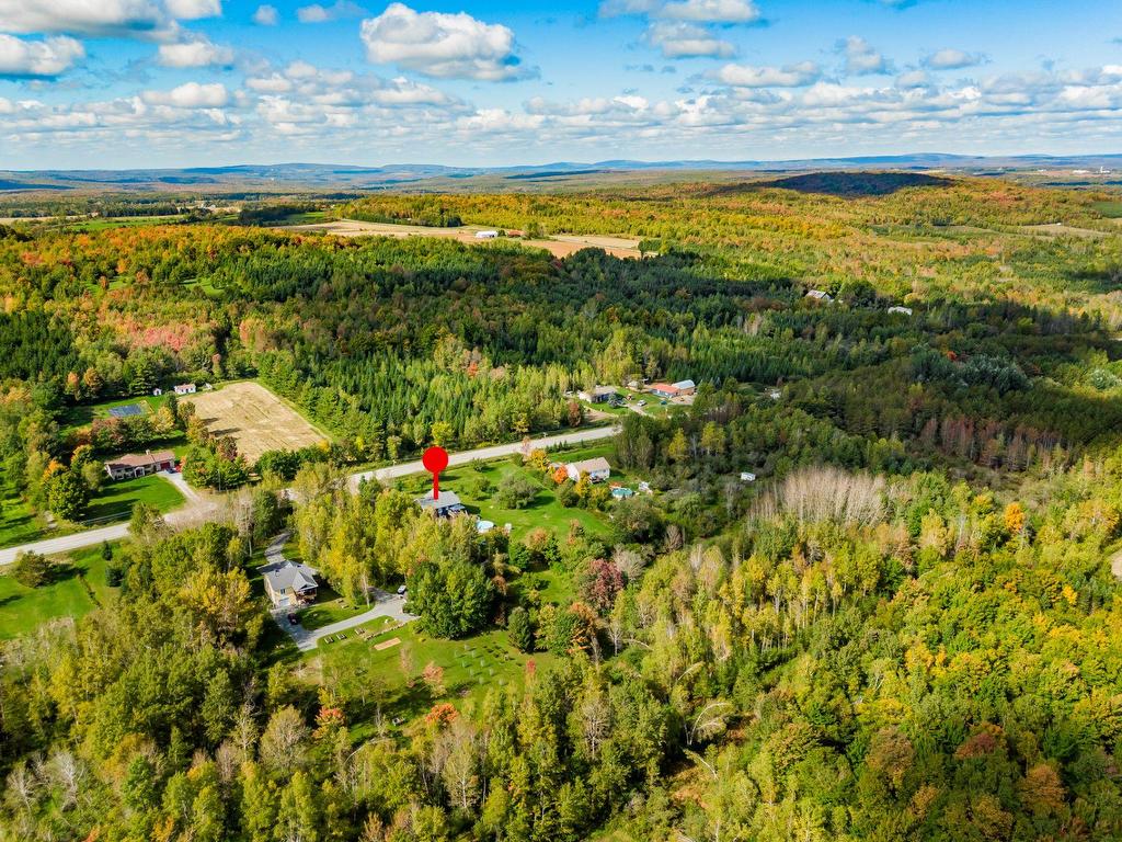 









238


Rue Principale

,
Saint-François-Xavier-de-Brompton,




QC
J0B2V0

