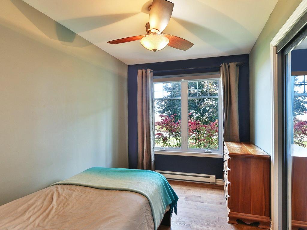 









2090


Ch. de la Grande-Ligne

,
Saint-Alexandre,




QC
J0J1S0

