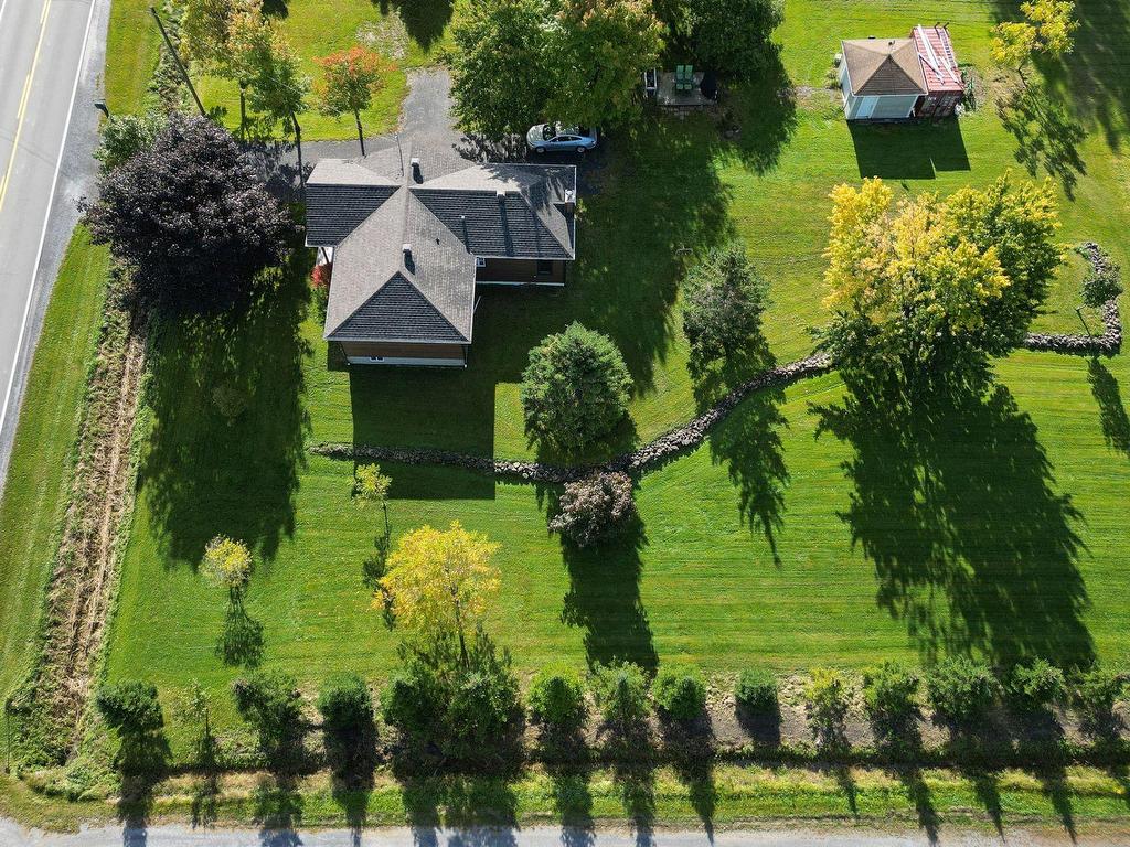 









2090


Ch. de la Grande-Ligne

,
Saint-Alexandre,




QC
J0J1S0

