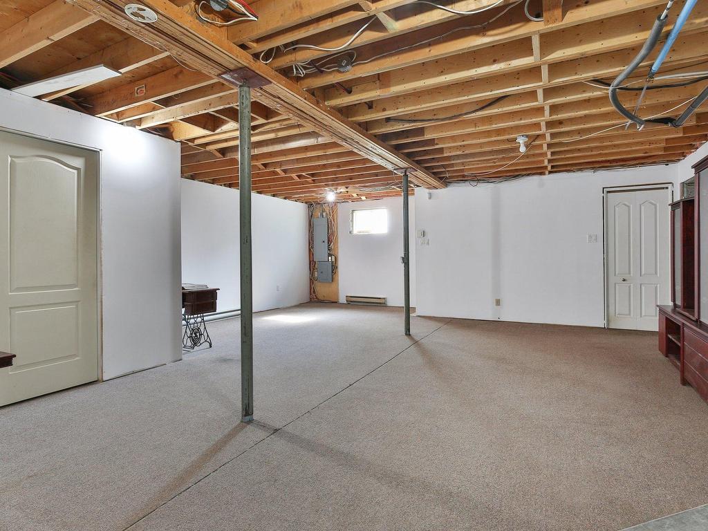 









2090


Ch. de la Grande-Ligne

,
Saint-Alexandre,




QC
J0J1S0

