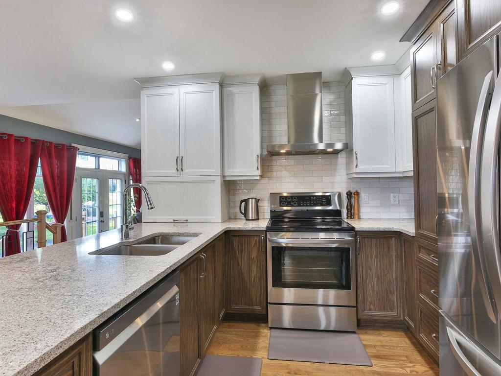 









2090


Ch. de la Grande-Ligne

,
Saint-Alexandre,




QC
J0J1S0

