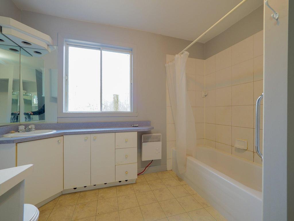 









941


Ch. de la Grande-Rivière S.

,
Yamachiche,







QC
G0X3L0

