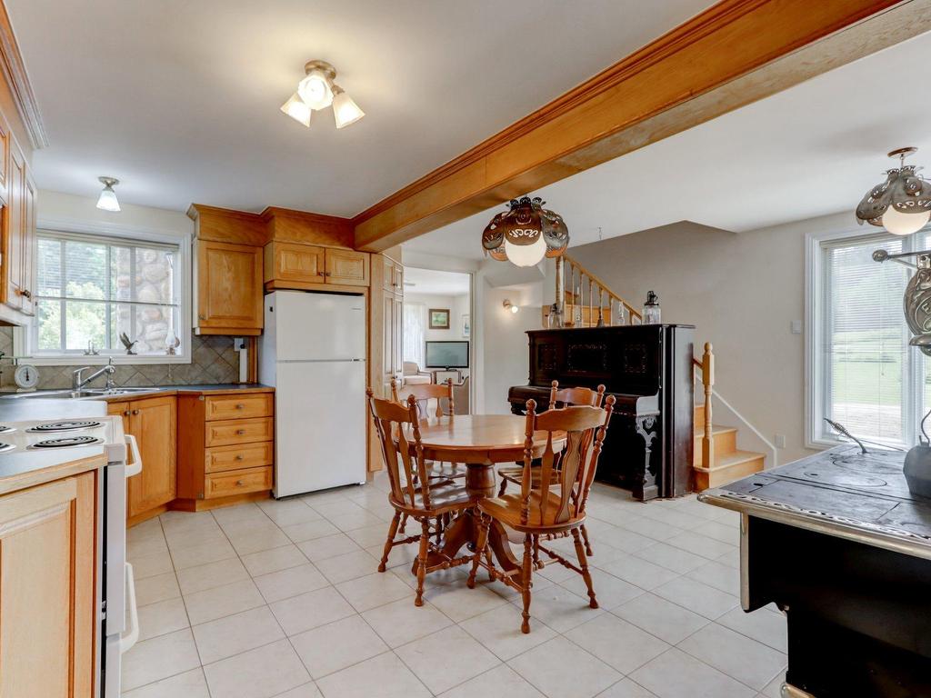 









369Z


Imp. de Gramont

,
Boileau,




QC
J0V1N0

