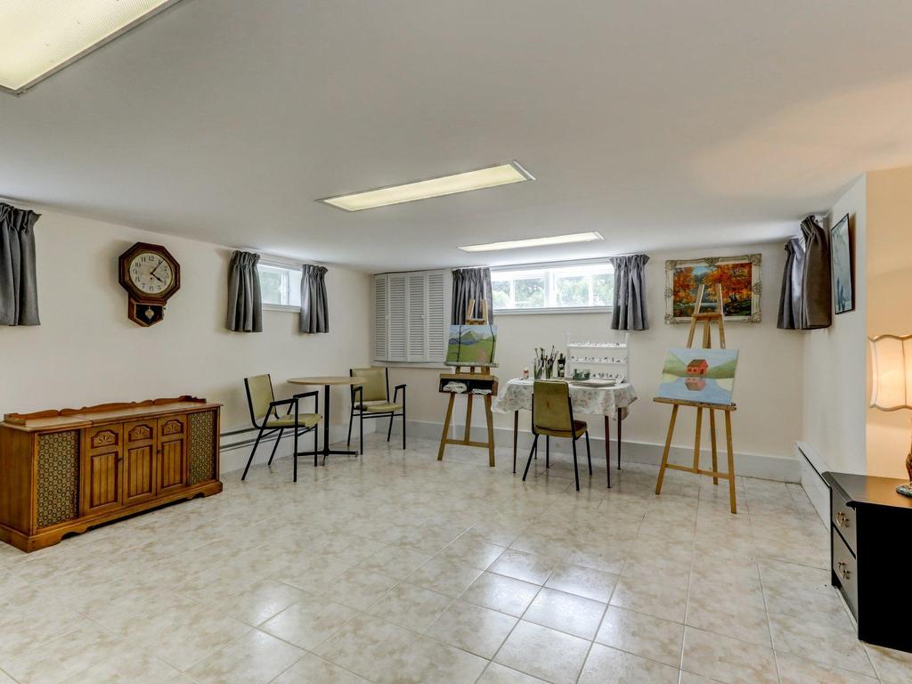 









369Z


Imp. de Gramont

,
Boileau,




QC
J0V1N0

