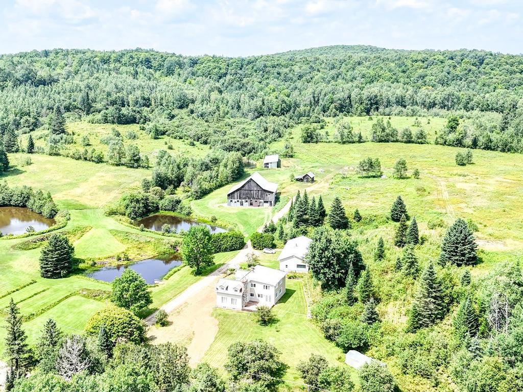 









369Z


Imp. de Gramont

,
Boileau,




QC
J0V1N0

