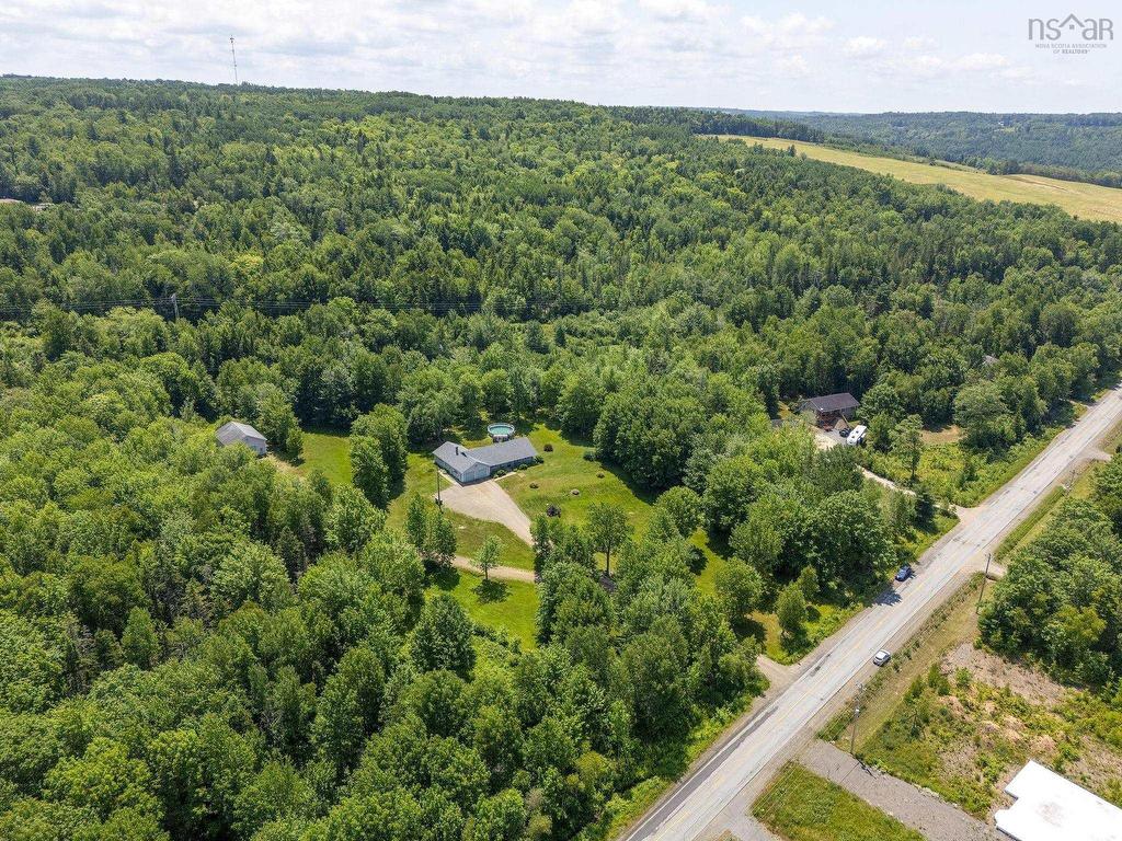 












3118 Black River Road

,
Newtonville,




NS
B4P 2R1

