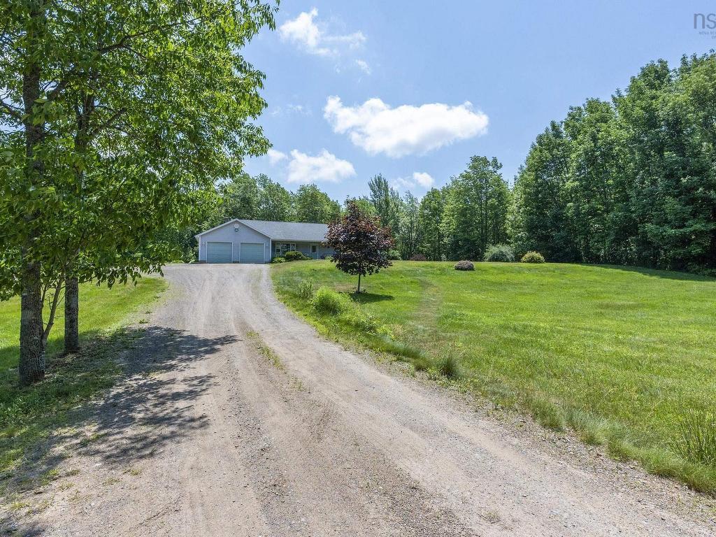 












3118 Black River Road

,
Newtonville,




NS
B4P 2R1

