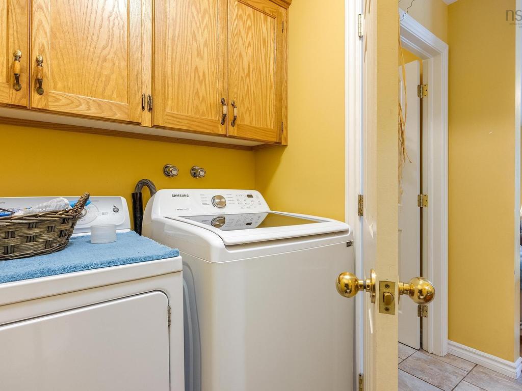












3118 Black River Road

,
Newtonville,




NS
B4P 2R1

