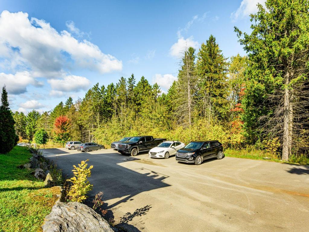 









1617

 - 1623


Rue Principale E.

,
Magog,




QC
J1X1Z8


