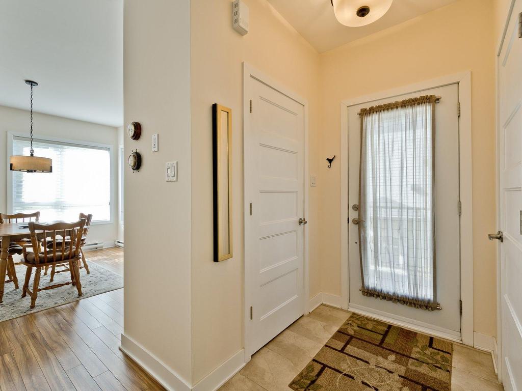 









1617

 - 1623


Rue Principale E.

,
Magog,




QC
J1X1Z8

