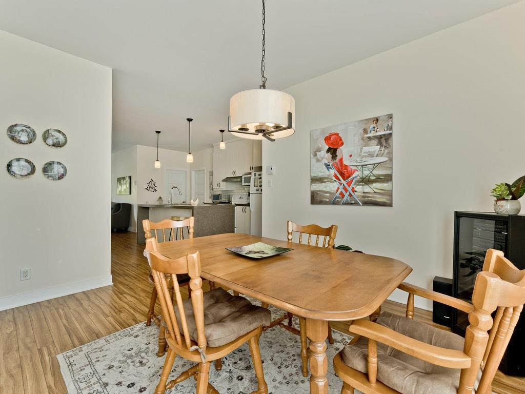 









1617

 - 1623


Rue Principale E.

,
Magog,




QC
J1X1Z8

