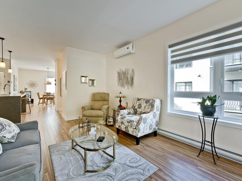 









1617

 - 1623


Rue Principale E.

,
Magog,




QC
J1X1Z8

