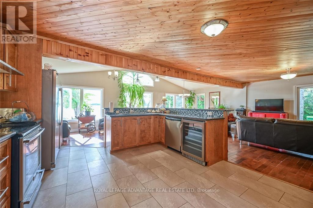 












111 RIDEAU STREET

,
Drummond/North Elmsley,




Ontario
K7H3C7

