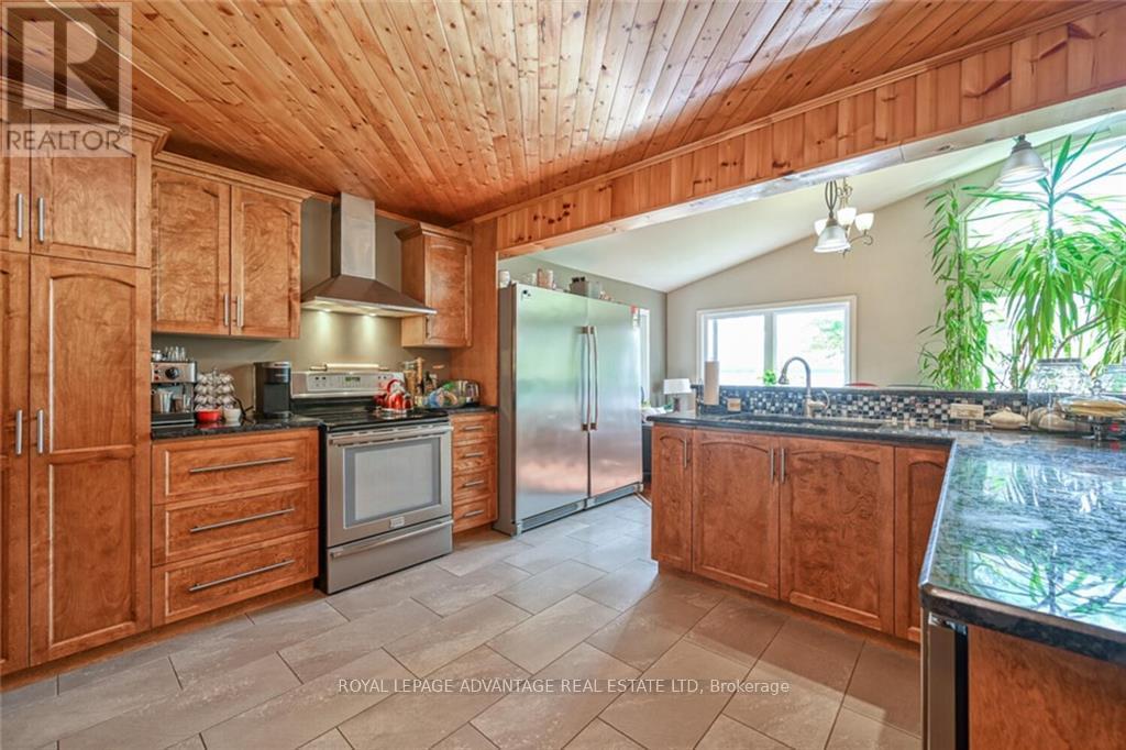 












111 RIDEAU STREET

,
Drummond/North Elmsley,




Ontario
K7H3C7

