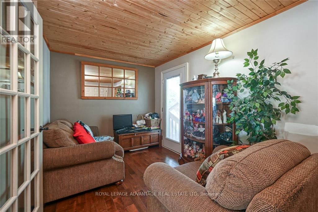 












111 RIDEAU STREET

,
Drummond/North Elmsley,




Ontario
K7H3C7

