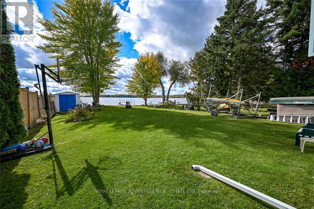












111 RIDEAU STREET

,
Drummond/North Elmsley,




Ontario
K7H3C7

