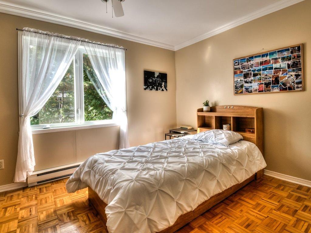 









4600


Av. Charlemagne

,
Montréal (Rosemont/La Petite-Patrie),




QC
H1X3P2

