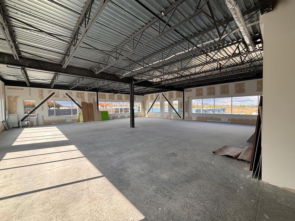 









3351


Av. de la Gare

, 300,
Mascouche,




QC
J6W6M1

