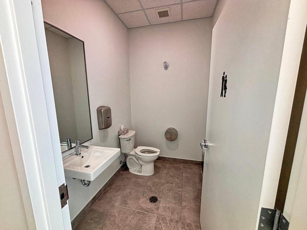 









3351


Av. de la Gare

, 300,
Mascouche,




QC
J6W6M1

