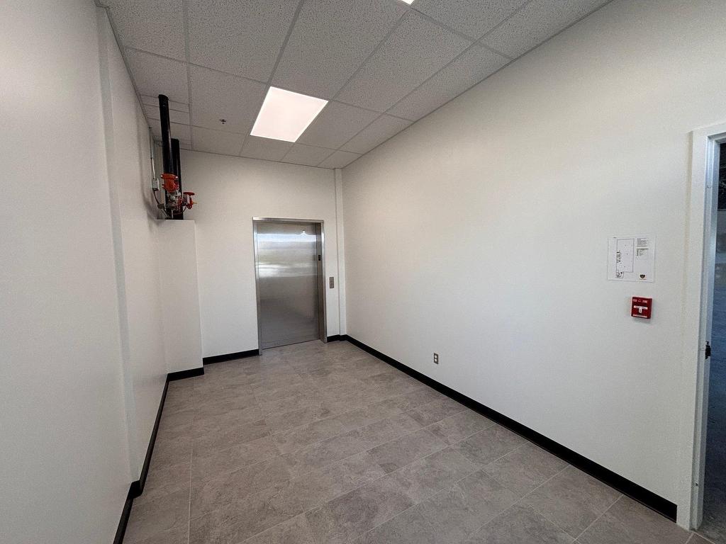 









3351


Av. de la Gare

, 300,
Mascouche,




QC
J6W6M1


