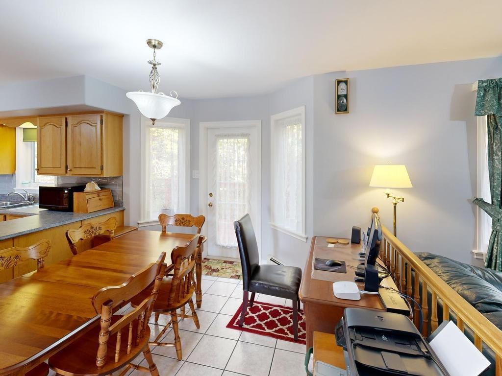 












15 Kara Court

,
Hammonds Plains,




NS
B4B 1L4

