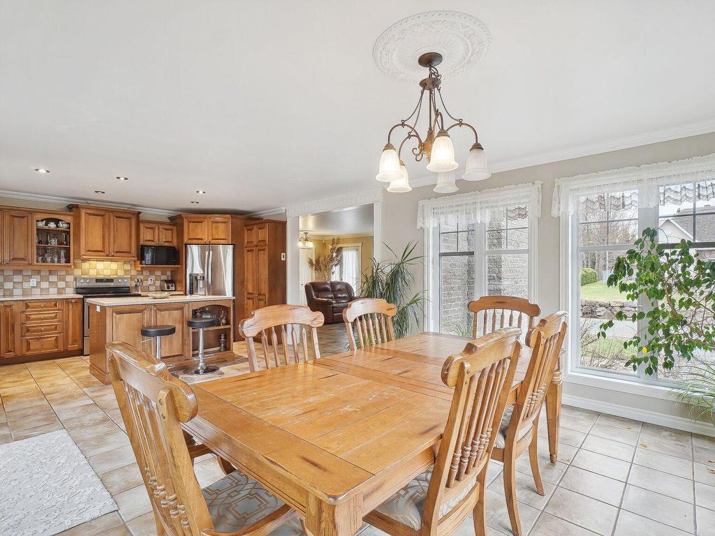 









1218


Rue Nancy

,
Saint-Jérôme,




QC
J5L2P9

