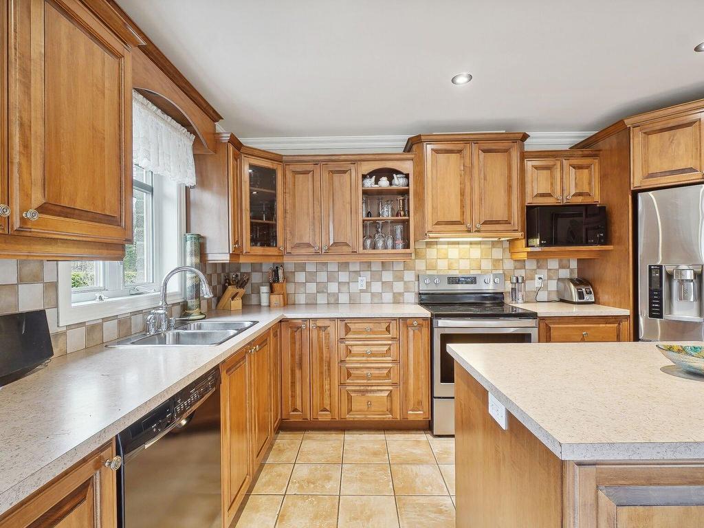 









1218


Rue Nancy

,
Saint-Jérôme,




QC
J5L2P9

