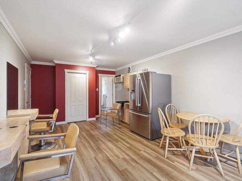









1218


Rue Nancy

,
Saint-Jérôme,




QC
J5L2P9

