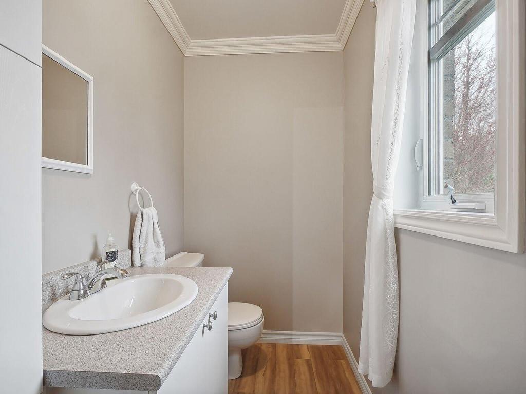 









1218


Rue Nancy

,
Saint-Jérôme,




QC
J5L2P9

