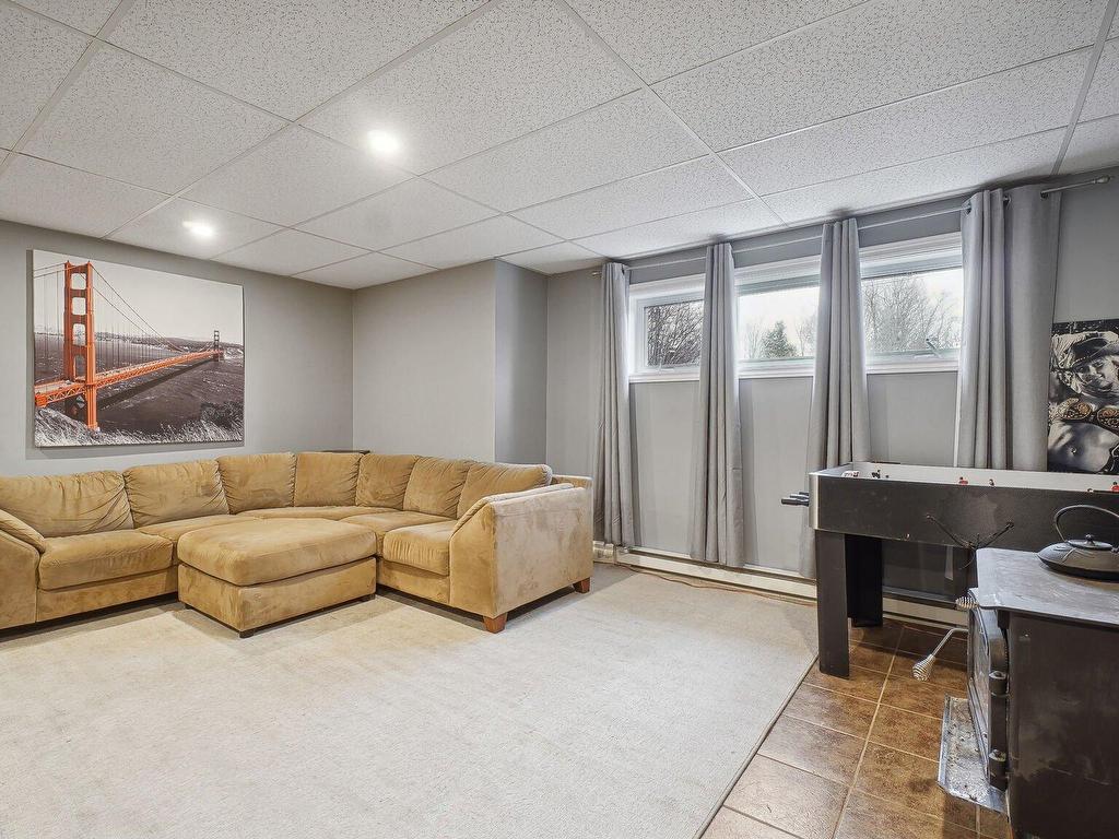 









1218


Rue Nancy

,
Saint-Jérôme,




QC
J5L2P9

