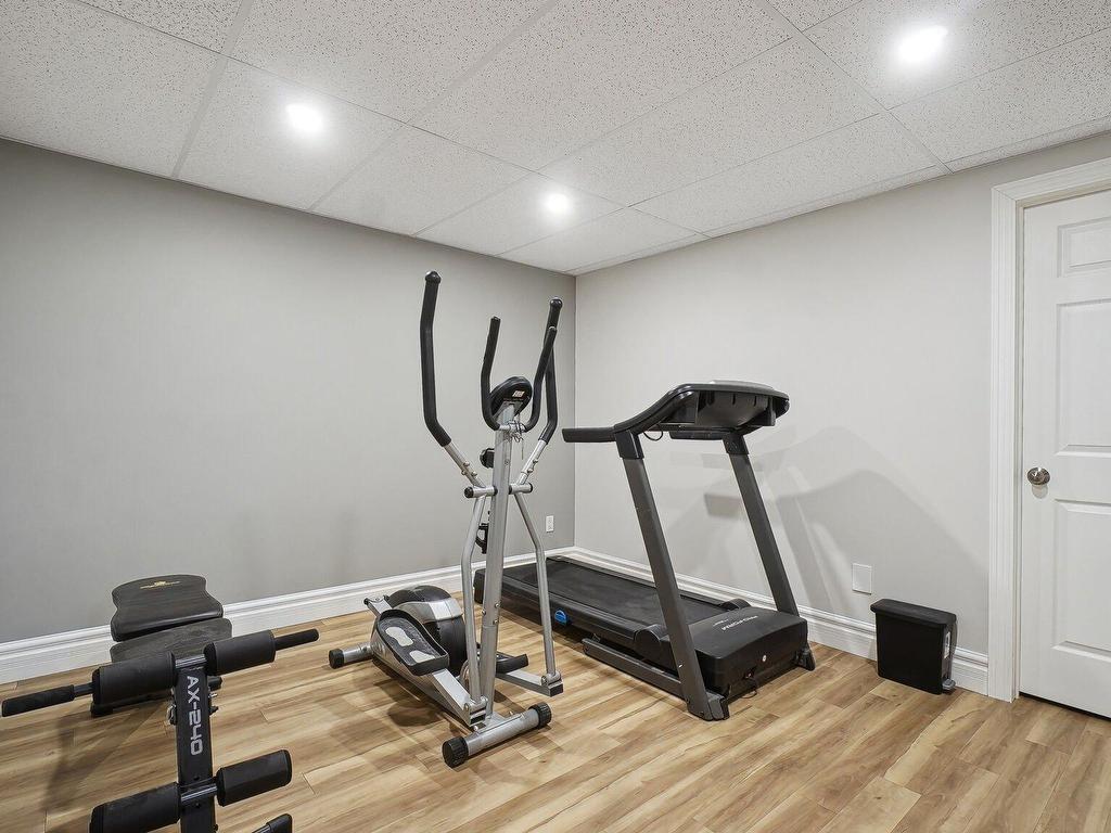 









1218


Rue Nancy

,
Saint-Jérôme,




QC
J5L2P9

