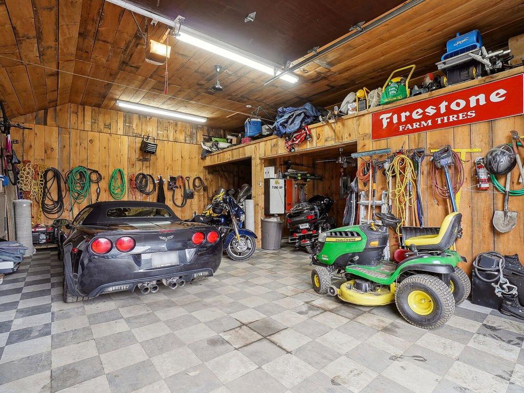 









1218


Rue Nancy

,
Saint-Jérôme,




QC
J5L2P9

