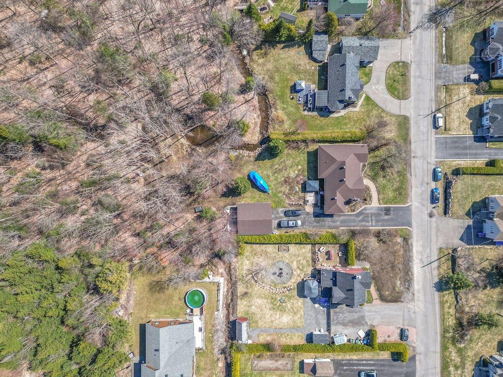 









1218


Rue Nancy

,
Saint-Jérôme,




QC
J5L2P9


