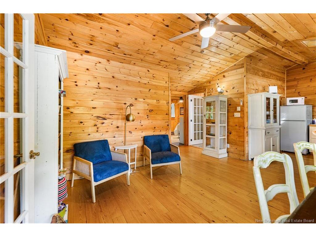 









23


Duke

,
Pointe-Du-Chêne,




NB
E4P 4C9

