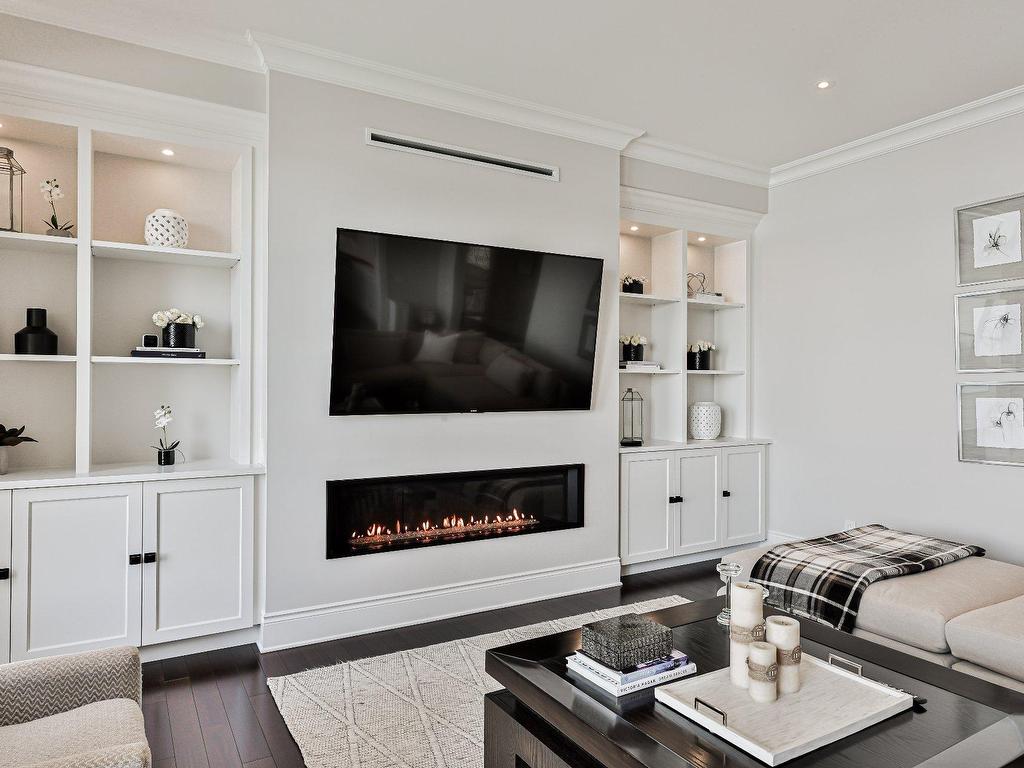 









18


Tsse Pagé

,
Montréal (L'Île-Bizard/Sainte-Geneviève),




QC
H9E1N7

