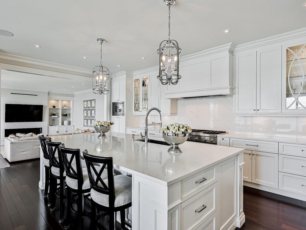 









18


Tsse Pagé

,
Montréal (L'Île-Bizard/Sainte-Geneviève),




QC
H9E1N7

